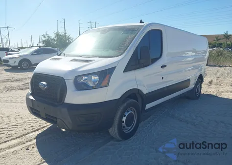 2023 Ford Transit-250 z USA, uszkodzony, nr VIN 1FTBR1Y8XPKB72033